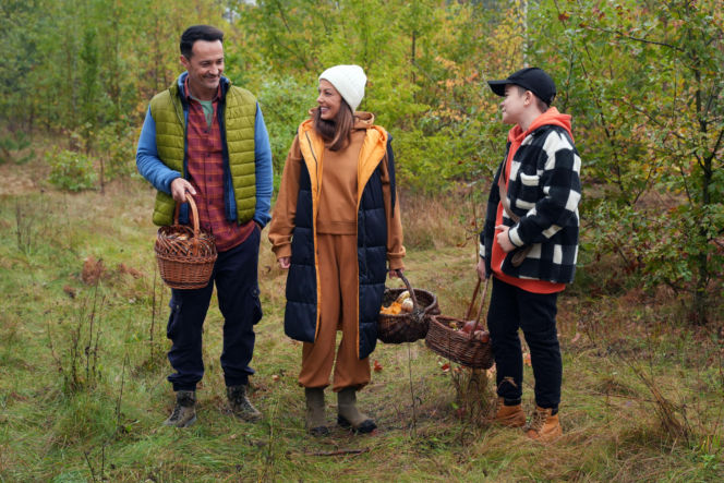 Barwy szczęścia odc. 3232. Mariusz (Rafał Cieszyński), Kasia (Katarzyna Glinka), Ksawery (Bartosz Gruchot), Janek (Dawid Dąbrowski)
