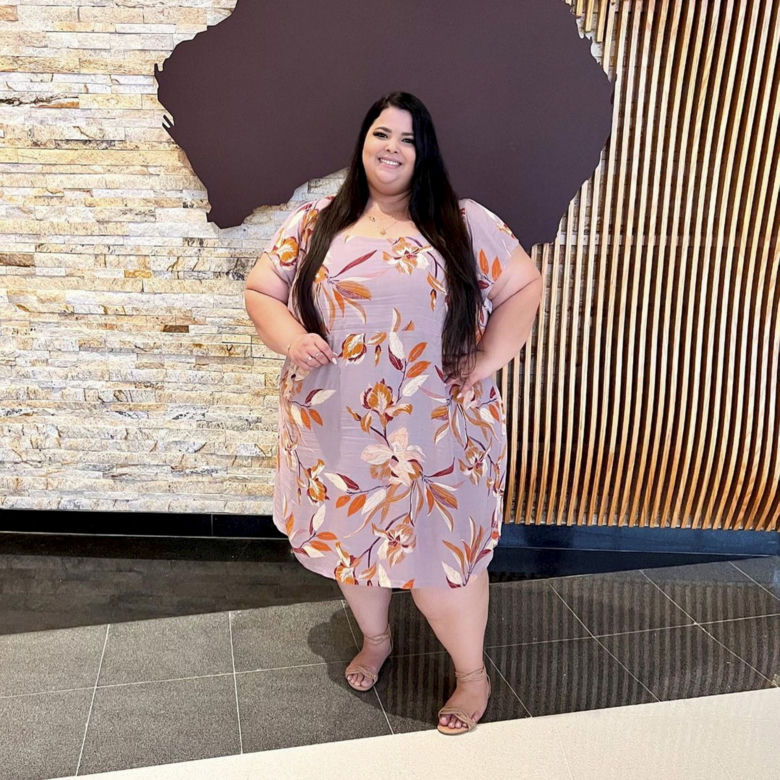 Dramat modelki plus size. Nie wpuścili jej na pokład samolotu. "Nie chcą mnie, bo jestem gruba"