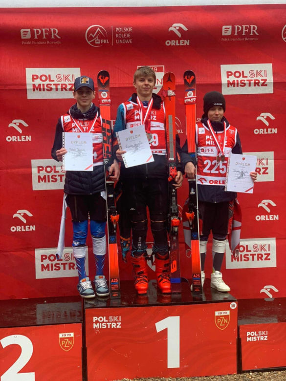 Mistrzostwa Polski w narciarstwie alpejskim. Na podium Wojtek Przybyła ze Szczyrku