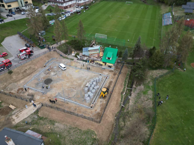 Budynek LKS Lubań Maniowy legł w gruzach