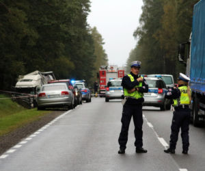 DK 65, Tatarowce. Czołowe zderzenie osobówki i tira. 30-latek i troje dzieci nie żyją