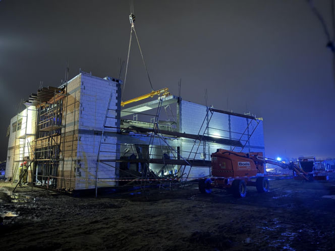 Zawalił się strop stacji uzdatniania wody! Trzy osoby poszkodowane