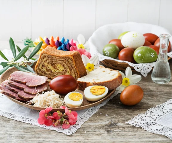 QUIZ. Jaką jesteś gwiazdą przy wielkanocnym stole? 