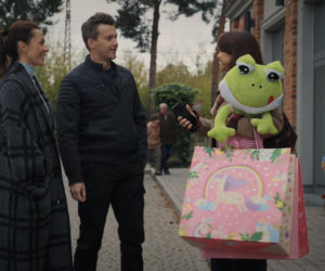 M jak miłość, odcinek 1919. Aneta (Ilona Janyst), Martyna (Magdalena Turczeniewicz), Jakub Karski (Krzysztof Kwiatkowski)