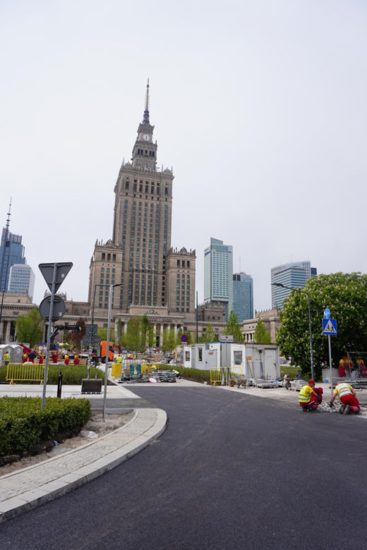 Trwają prace nad placem Centralnym w Warszawie