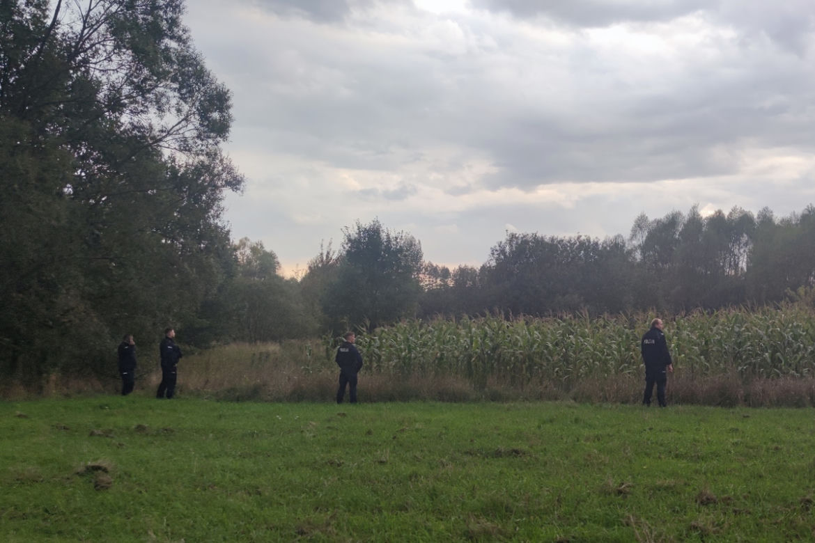 Przyłożył mu ostrze do szyi i kazał wsiąść do bagażnika. 19-latek został porwany przez bandytę
