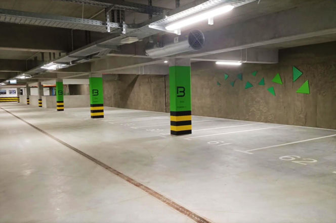 Pusty parking w Kwartale 36