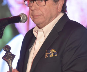 Niegdyś bożyszcze tłumów jako Janek Kos. Tak przez lata zmieniał się legendarny aktor Janusz Gajos