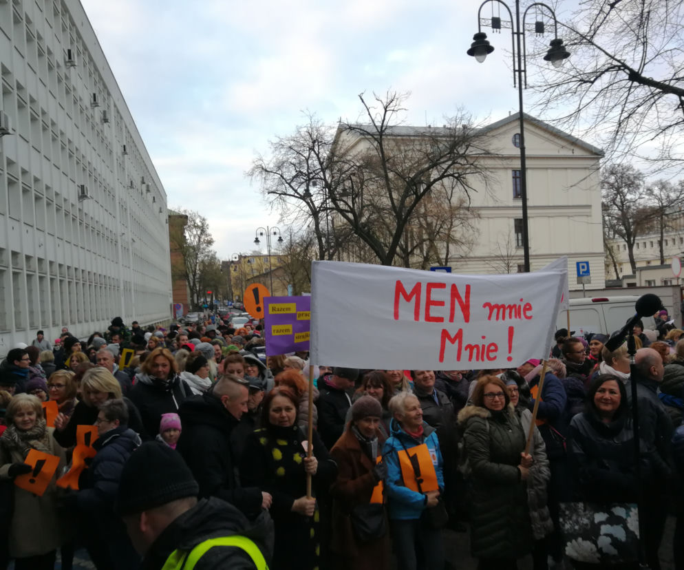 Łańcuch światła z Wykrzyknikiem w Bydgoszczy