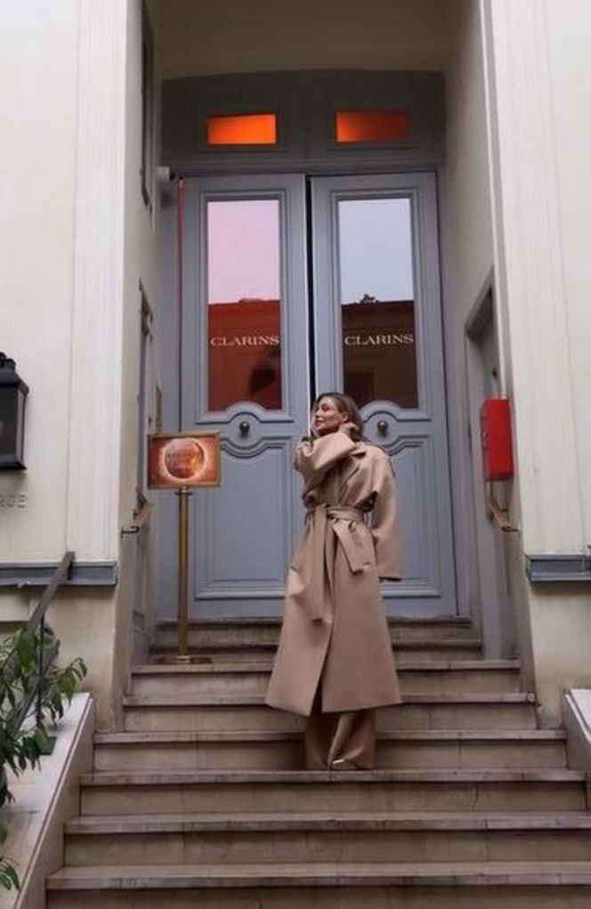 Gosia Rozenek-Majdan i Anja Rubik w Paryżu. Która wygląda lepiej?