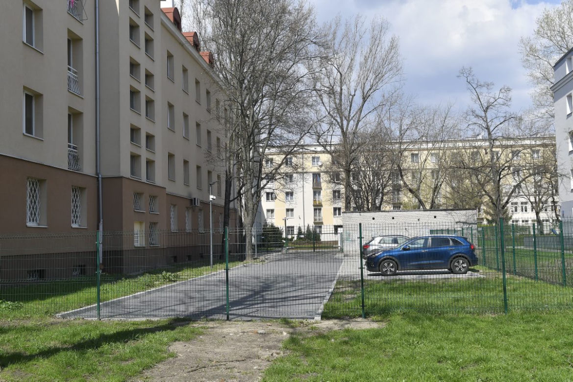 ZGN wybudował parking za 170 tys. Mieszkańcy muszą obejść się smakiem