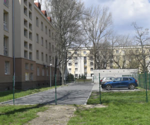 Wojna o parking na Pradze-Południe. ZGN wybudował parking za 170 tys.
