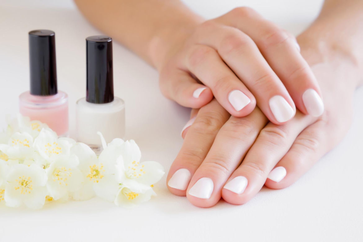 Manicure na wiosnę 2024