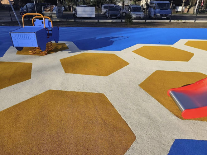 Nowy plac zabaw w Wilkowicach