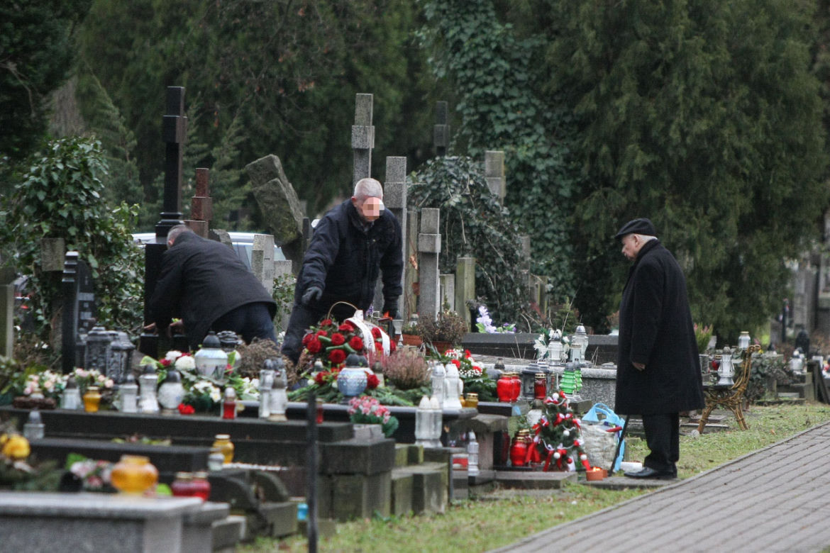 Jarosław Kaczyński uczcił pamięć matki