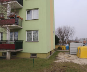 Wojna o płot i śmietnik. Konflikt mieszkańców na osiedlu w Pruszkowie