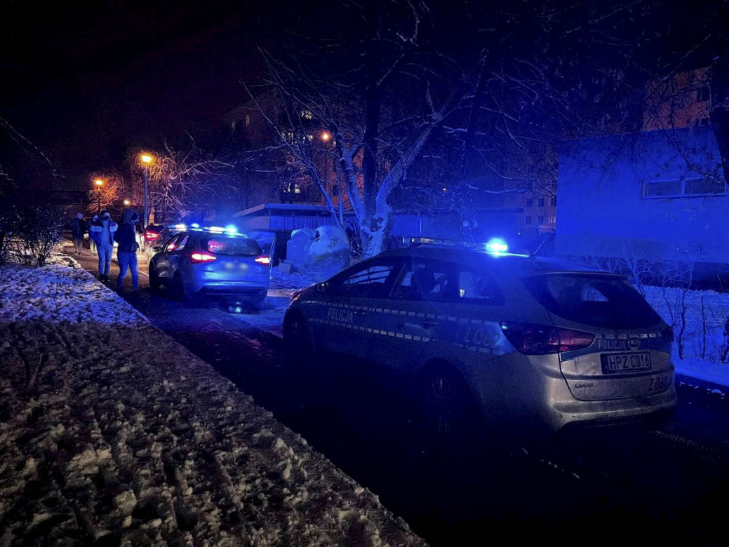 Pościg przez ponad 40 kilometrów za skradzionym autem. Złodzieje uciekł pieszo