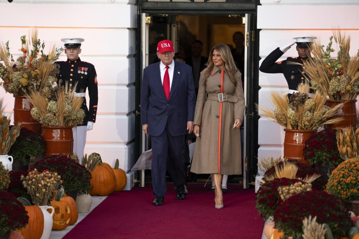 Tłumy na zabawie w Białym Domu. Tak Trump świętował Halloween