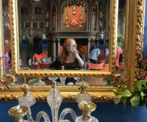 Co naprawdę dzieje się w zamku Zdrajców? Mamy zdjęcia zza kulis hitu TVN!