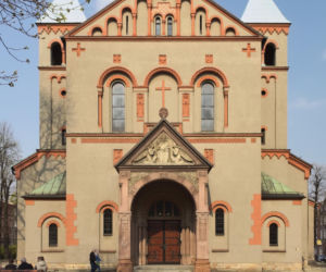 Przejęło nazwę od wchłoniętej wsi. Dzisiaj jest jednym z najważniejszych miast w województwie śląskim