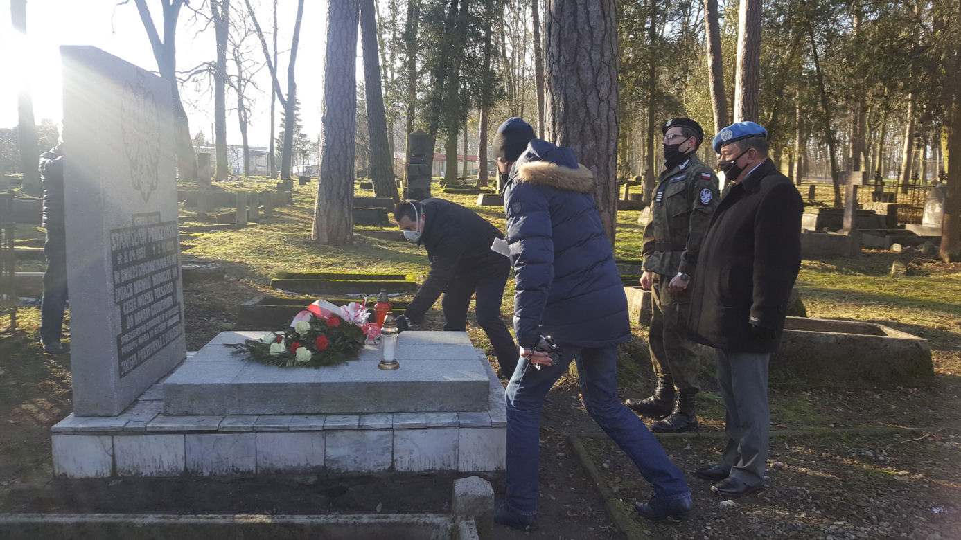 Rocznica Powstania Styczniowego. Cmentarz garnizonowy w Grudziądzu
