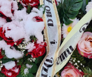  Oleszyce. Grzegorz zginął, przysypany przez kukurydzę. Morze kwiatów na jego grobie [ZDJĘCIA]