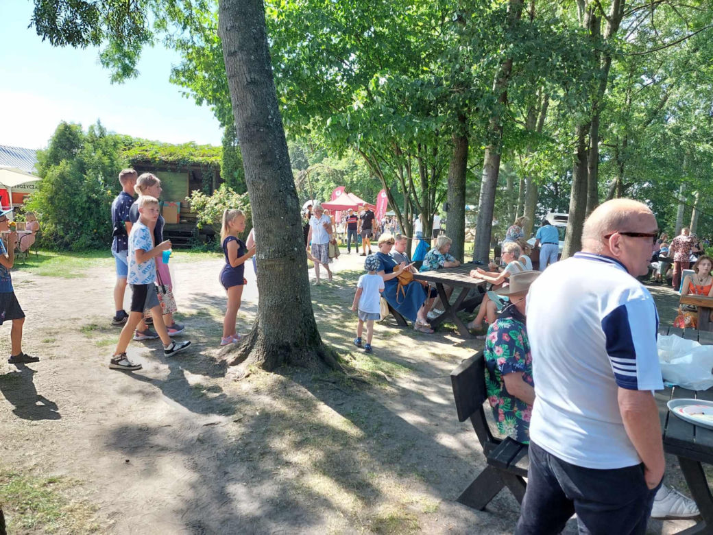 Tłumy na Święcie chleba, miodu i sera w Gądeczu. Sprawdźcie ceny lookalnych produktów 