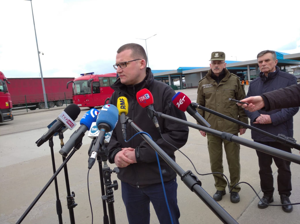   Sytuacja na przejściach granicznych z Ukrainą nadal jest trudna