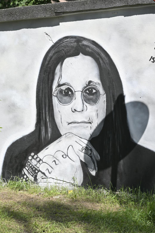 Ozzy Osbourne na Osiedlu Przyjaźń. Wyjątkowy portret "Księcia Ciemności"