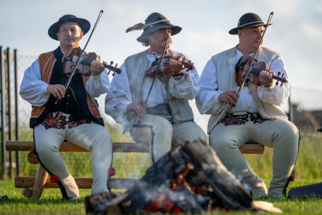 Gienek i Jastrząb zobaczyli góry