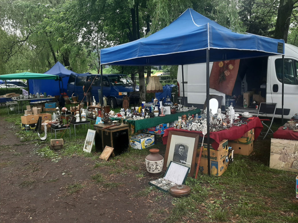 Na Bytomskim Jarmarku Staroci można kupić prawdziwe perełki