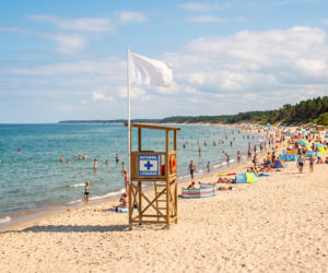 Sinice Dźwirzyno. Czy w Dźwirzynie można się kąpać 03.08? Flaga, warunki pogodowe
