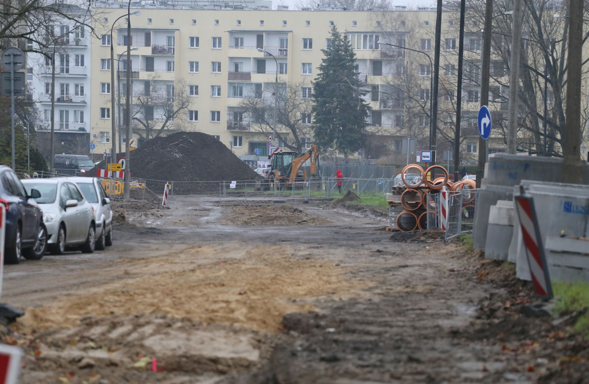 Budowa tramwaju na Wilanów opóźniona. Sprzeczne tłumaczenia inwestora i wykonawcy 