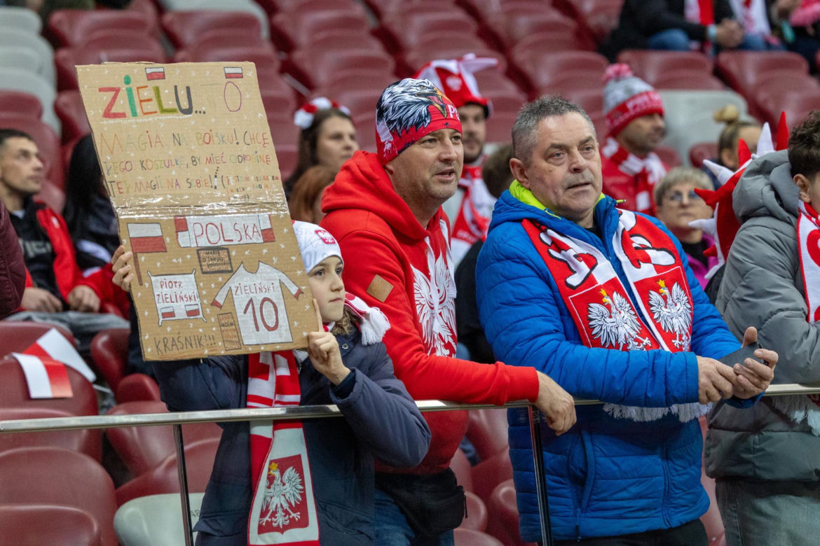 Tłumy na PGE Narodowym w Warszawie! Tak kibicowaliście podczas meczu Polska - Holandia