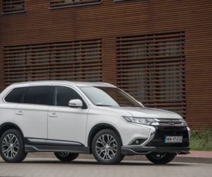 Mitsubishi Outlander lifting 2015