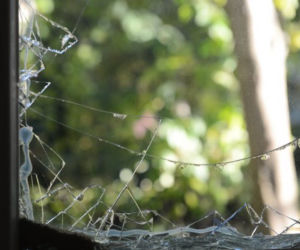 Włamywacze terroryzują osiedle