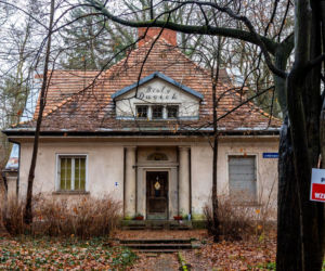 Opuszczona willa w Konstancinie