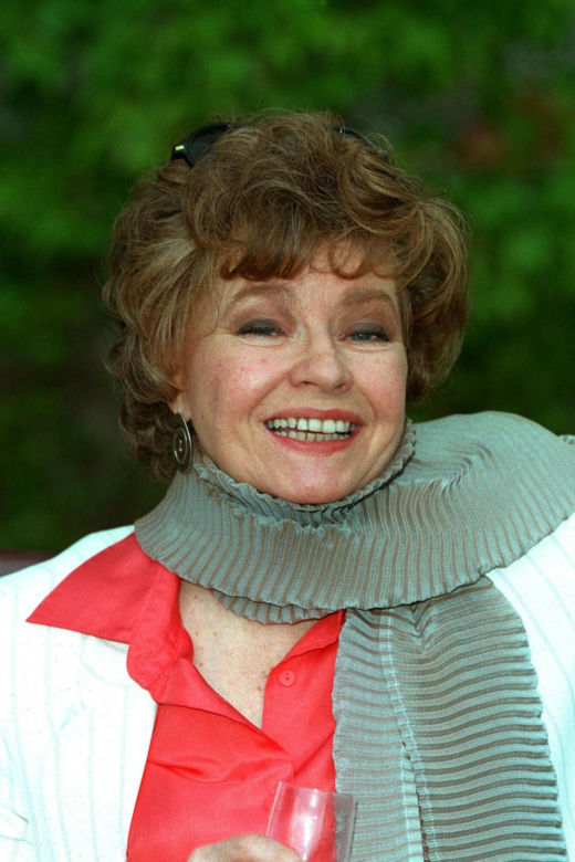 Prunella Scales, aktorka