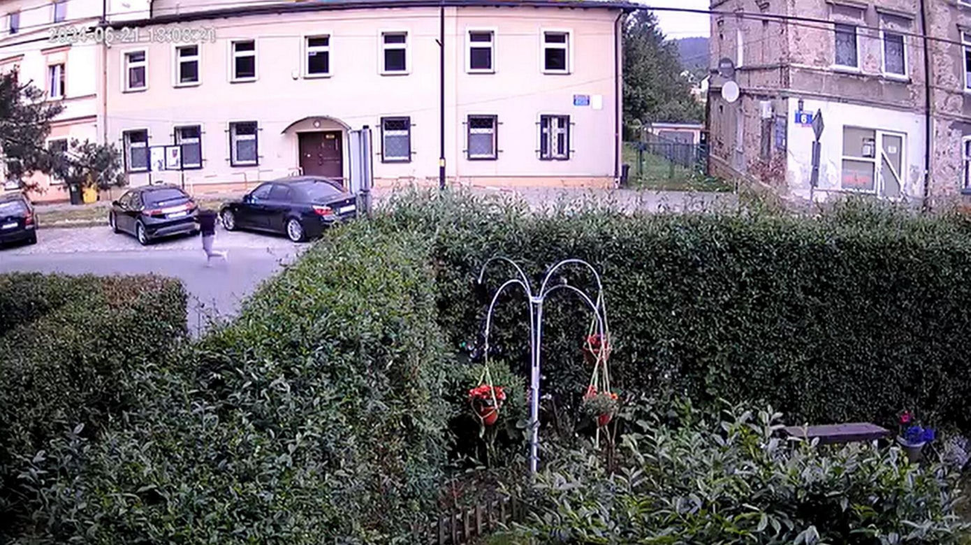  Atak mieczem samurajskim pod Wałbrzychem. 30-latek z zarzutem usiłowania zabójstwa.
