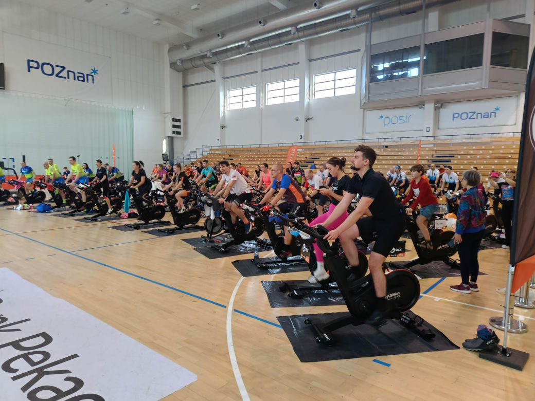 WOŚP 2025: Rowerowy Zawrót Głowy w hali AWF