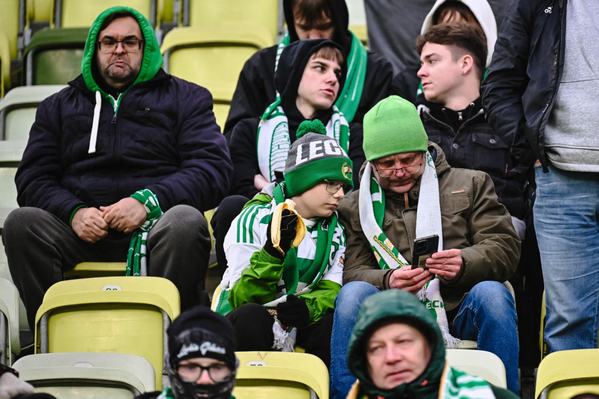 Lechia Gdańsk - Widzew Łódź: Zdjęcia kibiców z meczu 15. kolejki PKO BP Ekstraklasy