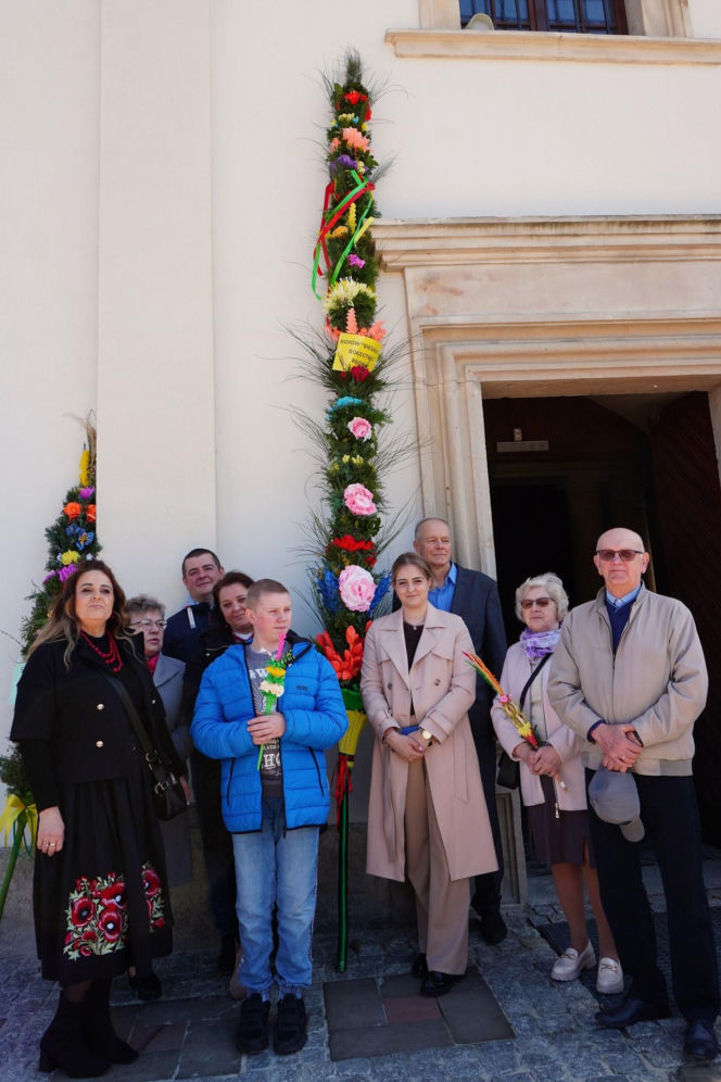 Niedziela Palmowa w gminie Brody. Gdzie tradycja spotyka się z rekordami