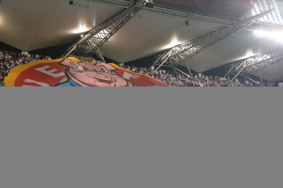Oprawa kibiców w meczu Legia - FK Aktobe