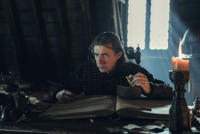 ), Tom Vaughan-Lawlor jako Plummer (mistrz gier w Ashford)