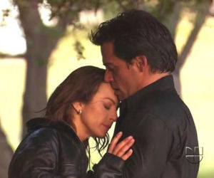 Nieposkromiona miłość odc. 27. Camila ( Silvia Navarro), Daniel (Cristian de la Fuente)