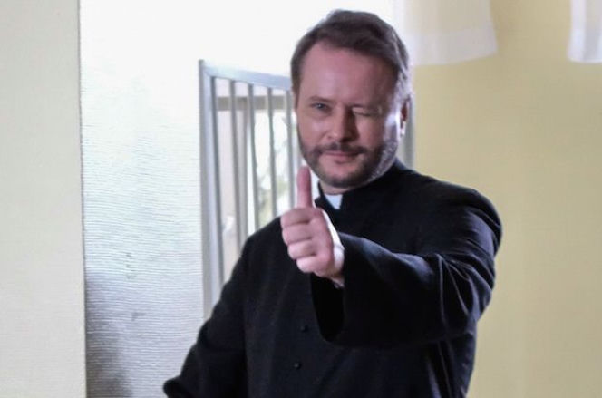 Ojciec Mateusz 14 sezon. Mateusz Żmigrodzki (Artur Żmijewski)