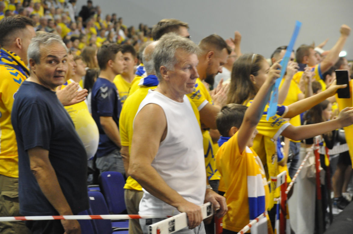 Industria Kielce - Paris Saint-Germain w Lidze Mistrzów. Zobacz zdjęcia kibiców