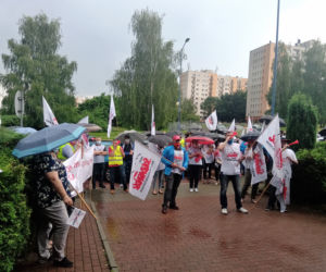 Protest pracowników skarbówki! Domagają się odwołania dyrektora i wypłaty nagród kwartalnych