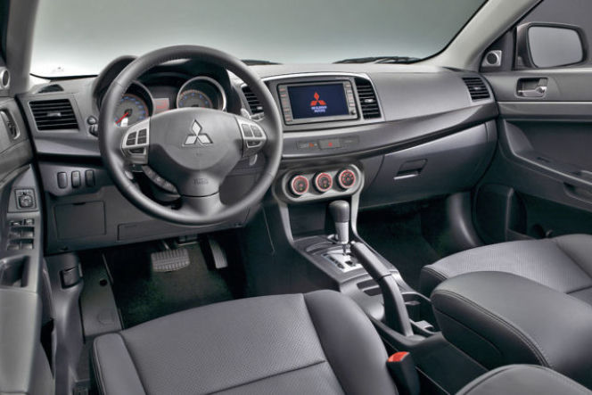 Mitsubishi Lancer