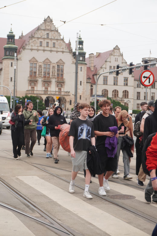 Studenci przejęli Poznań. Zobaczcie jak wyglądał Pochód Juwenaliowy 2024!